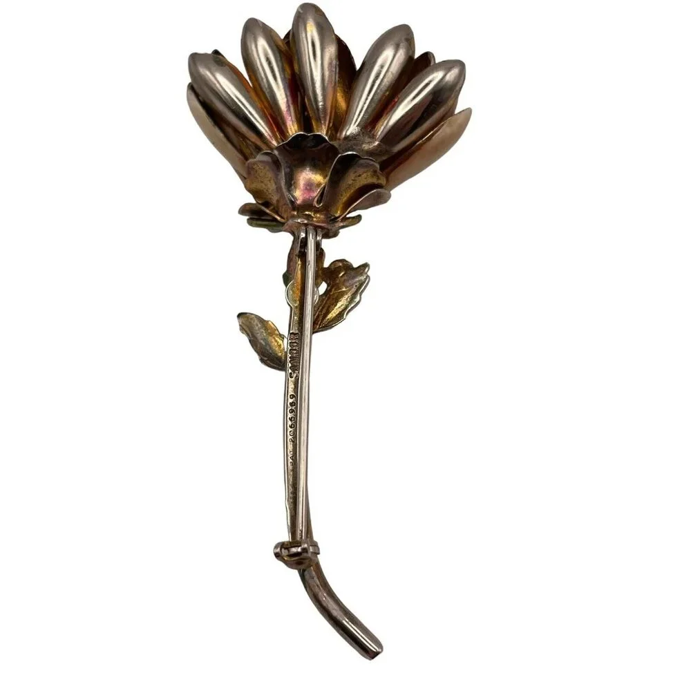 VINTAGE 1940S CREAM ENAMEL SANDOR CHRYSANTHEMUM FLOWER RHINESTONE BROOCH PIN‎